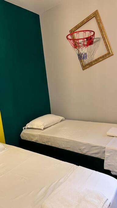 Super House Blloku - 3 Rooms Tirana Exterior foto